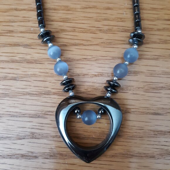 Vintage Hematite Heart Pendent Necklace Blue Glass Beads - Picture 2 of 7